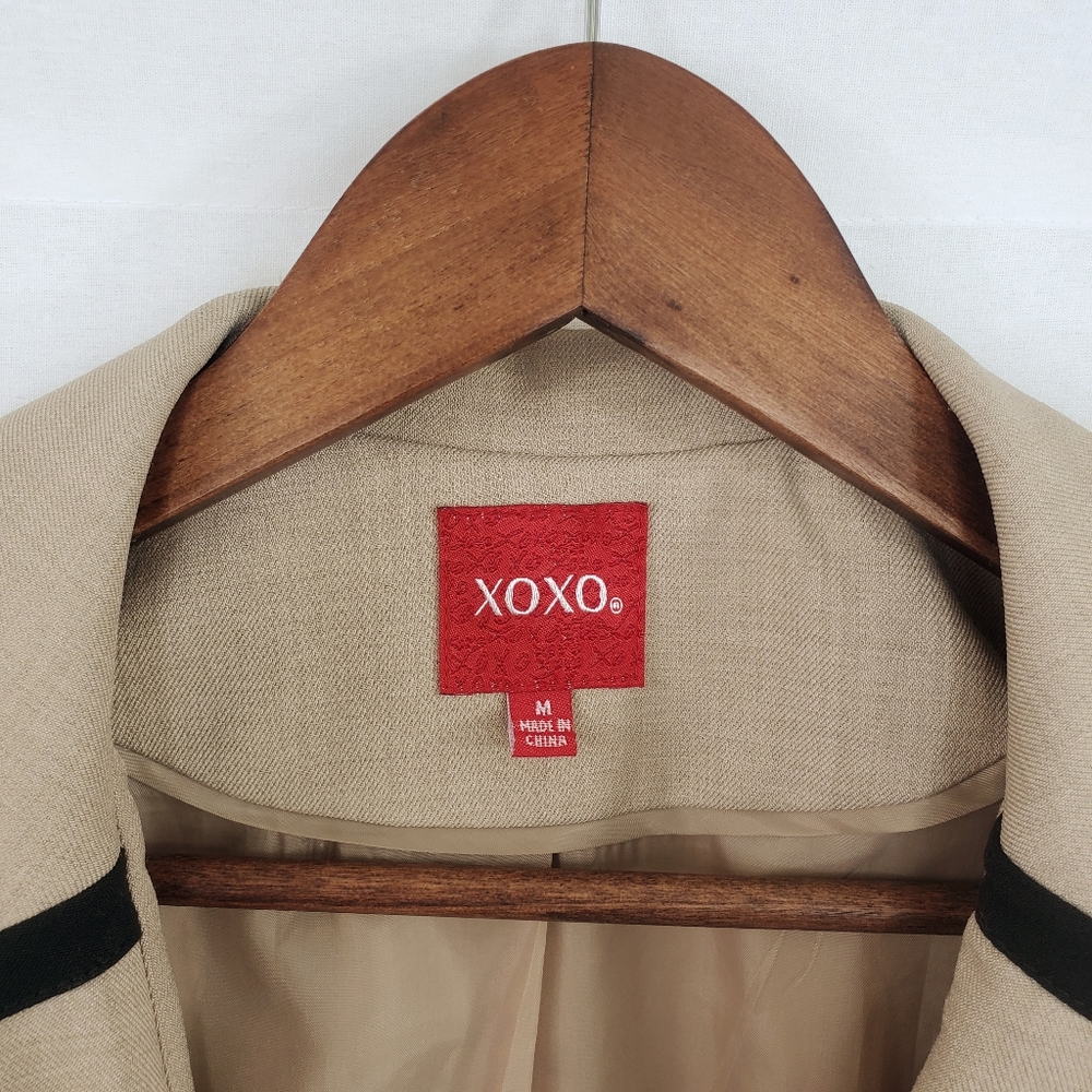 XOXO Tan Women's Three Piece Blazer Suit - Picture 6 of 16